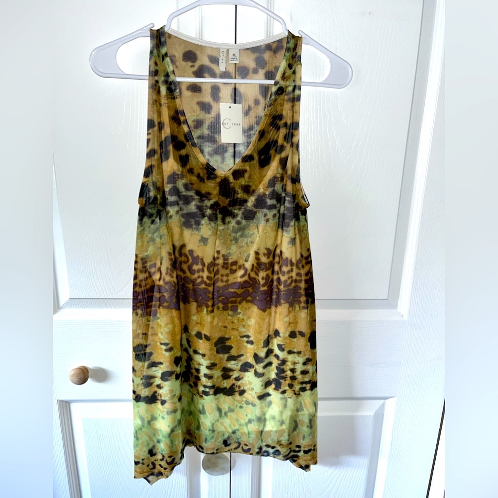 J/M Sportswear dressy multicolored tank top. Has extra liner inside. NWT medium.